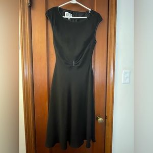 woman’s black dress